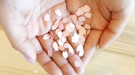 桜の花びら製造マシーン
